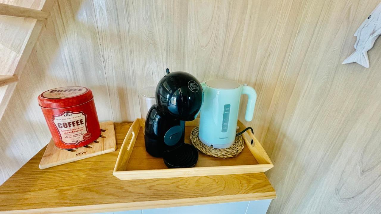 크로종 Tiny House Proche De Morgat 빌라 외부 사진